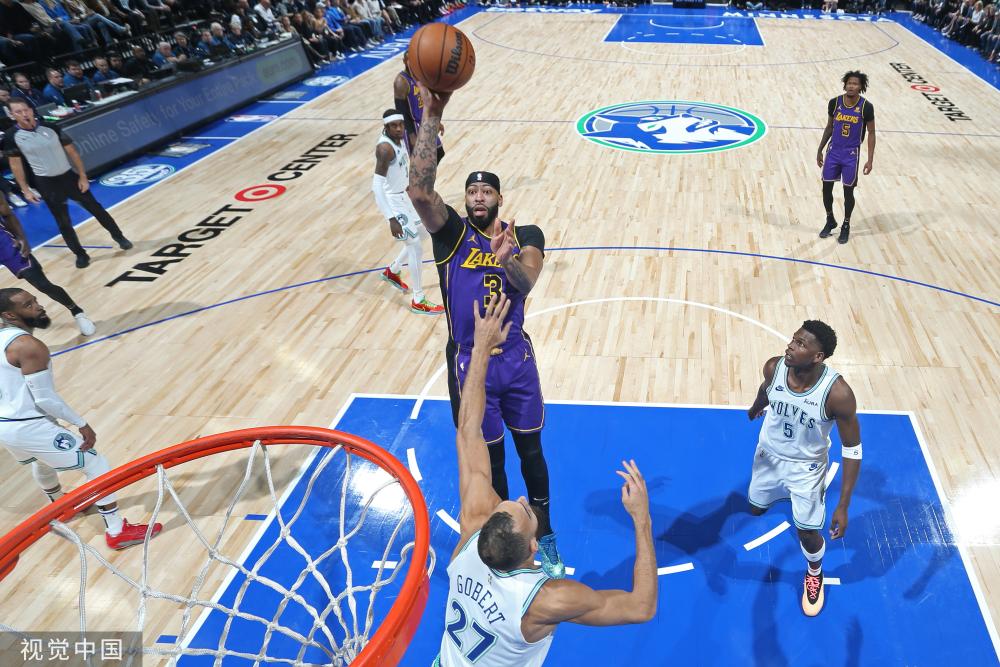 年幼的孙女 年幼的孙女