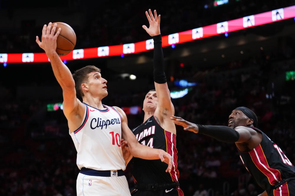 间举旗示意 间举旗示意